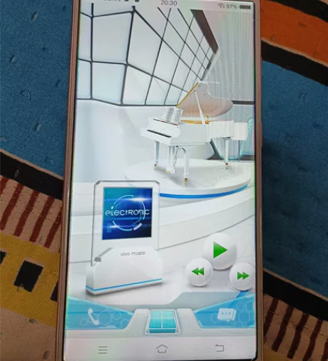 VIVO Y79A手机配置4+64成色可以...