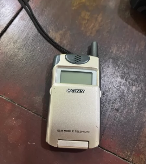 SONY索尼 主打一个怀旧 别问好不好用 ...