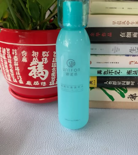 御泥坊清爽平衡爽肤水150ml 剩余量：9...