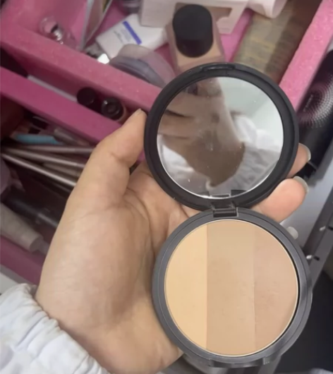 涂酷修容盘，1号经典色，不会使用，转给有需...