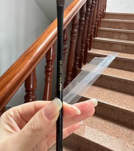 魅卡秀小黑金K系列眉刷男小马毛雾眉刀锋斜角...