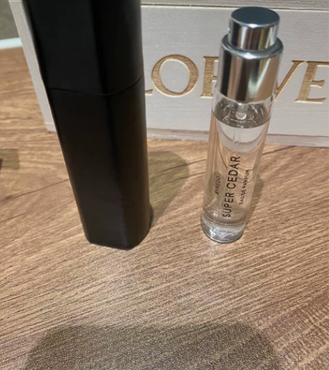 Byredo超级雪松香水,柏芮朵Super...