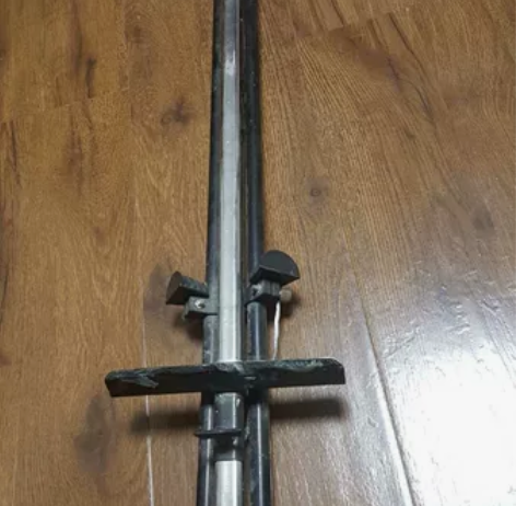 不锈钢画架，很重，仅限自提。 感兴趣的话点...