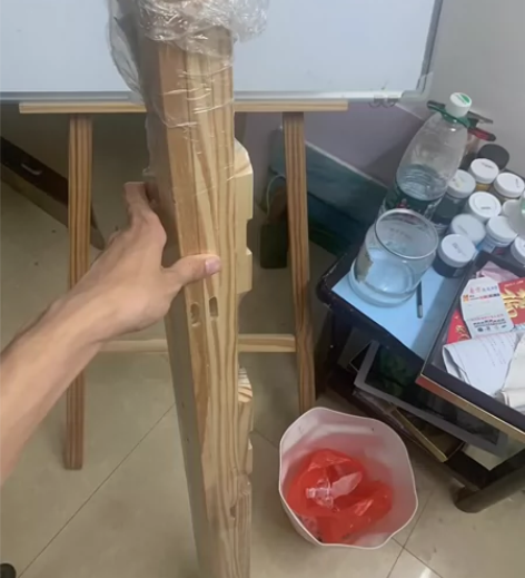 一个大画架自提20可以送到芳村地铁站 感兴...