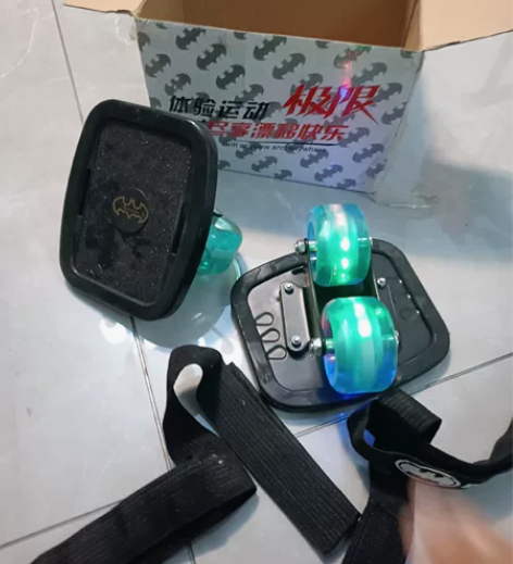 全新极速漂移板初学者成人儿童四轮分体滑板公...