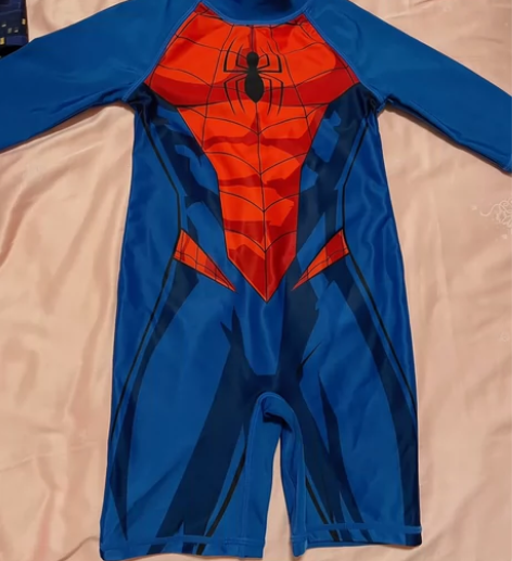 全新HM蜘蛛侠泳衣110/56码 另有一套...