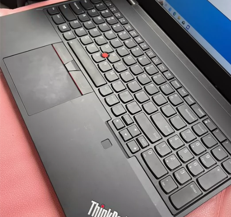 ThinkPad T15p Gen 1 i...