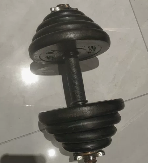 健身哑铃 感兴趣的话点“我想要”和我私聊吧...