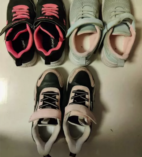 童鞋 33 码女运动鞋 3 双 7 成新，...
