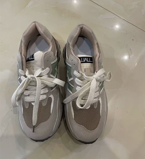 淘宝买的运动鞋 就穿过一次在楼下买东西??...