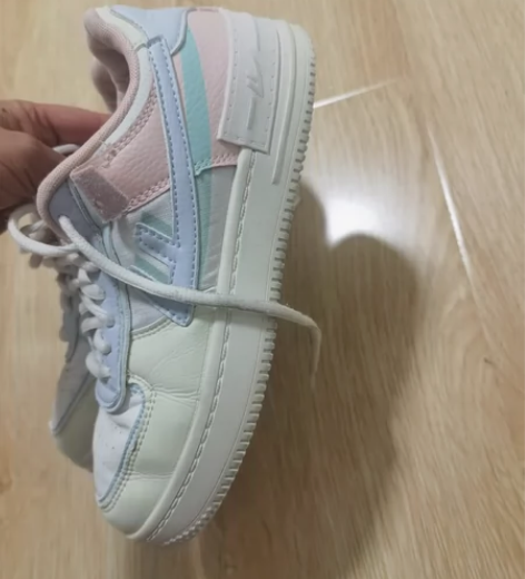 女童回力运动鞋，35码 感兴趣的话点“我想...