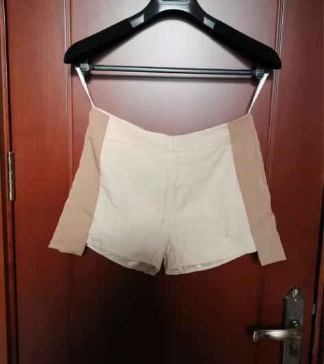 裙式短裤，棉质面料，有里衬不透，搭配白T绝...