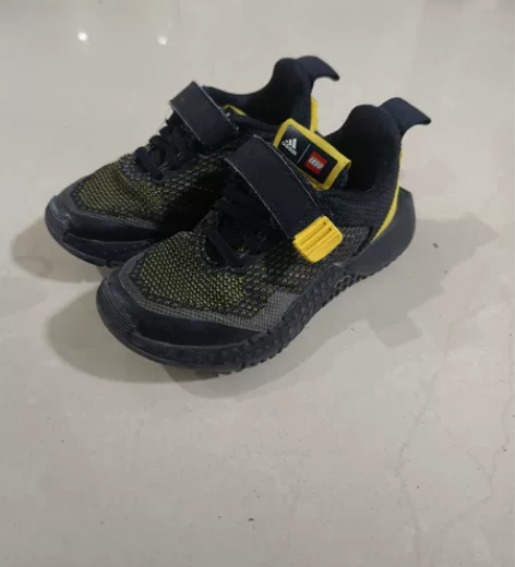 阿迪达斯 乐高联名运动鞋 28码  内长1...