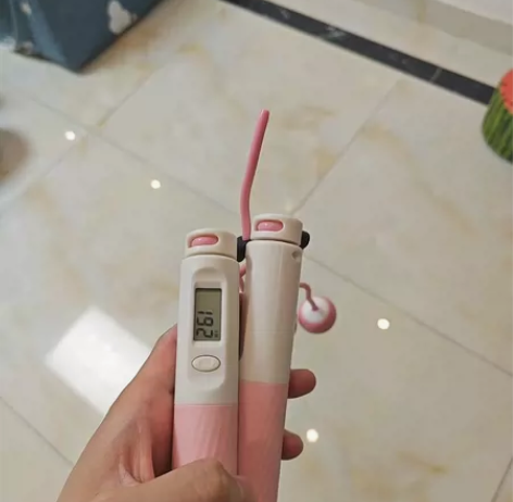 跳绳。。。35买的,10元自提吧 感兴趣的...