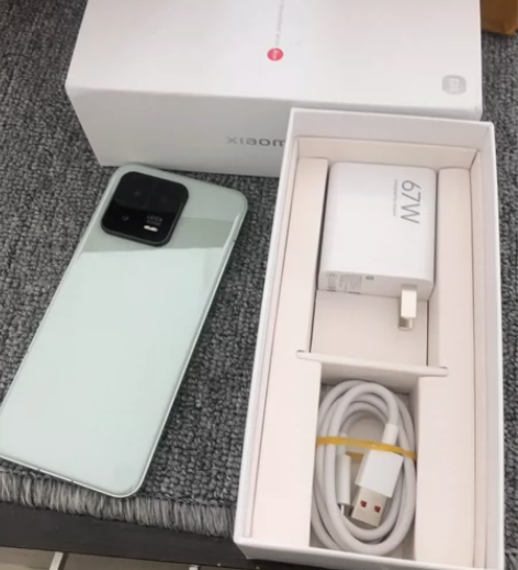 刚激活小米13，12?256g，刚激活机器...
