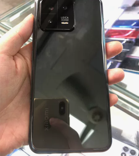 小米13，8G+256G，外观靓，在保到2...