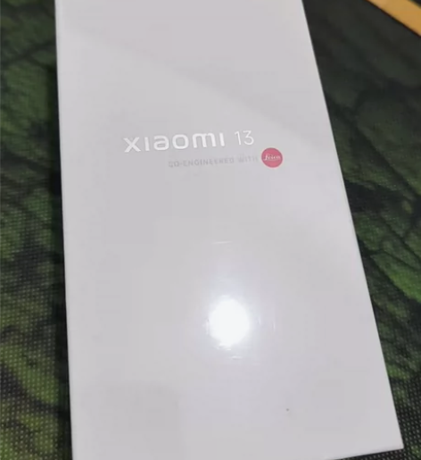 小米13   8+256  白色  全新未...