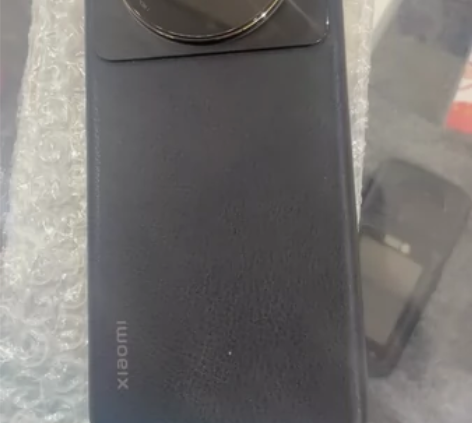 小米12s ultra，12+256黑 屏...