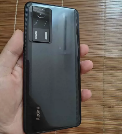 红米 k60e 12+512g 黑色，靓机...