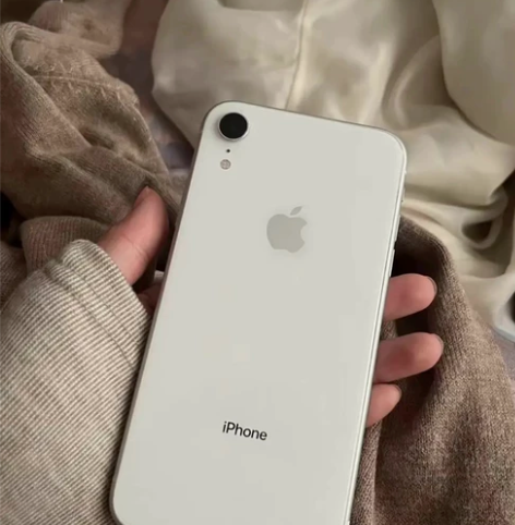 iPhone XR 其他版本卡贴，ID密码...
