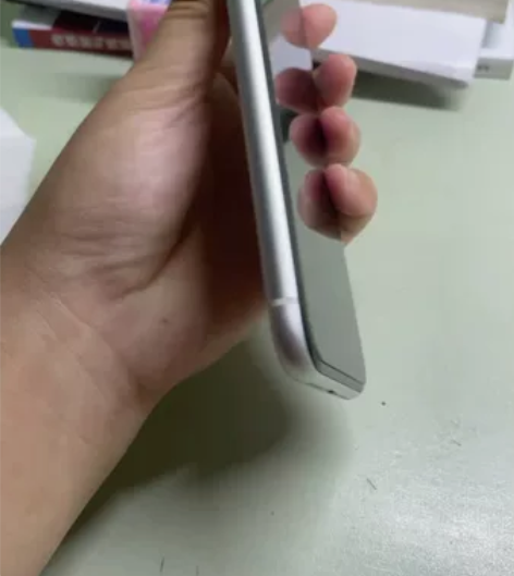 ?出一台自用XR 95新 仅换电 无其他维...