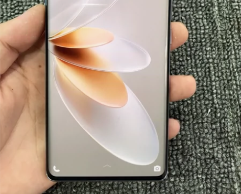 vivo S16 12+256G；保修到2...