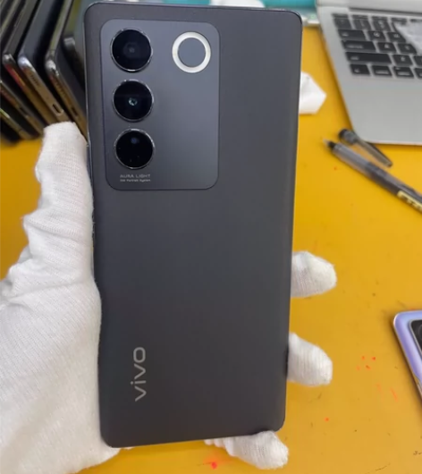 5G VIVO S16 8+256保修到2...