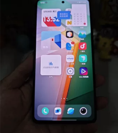 刚激活vivo iQOO 11 12GB+...