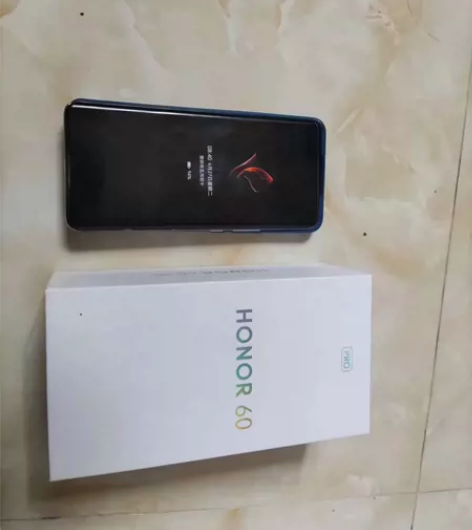 5G手机荣耀60pr0    12+256...