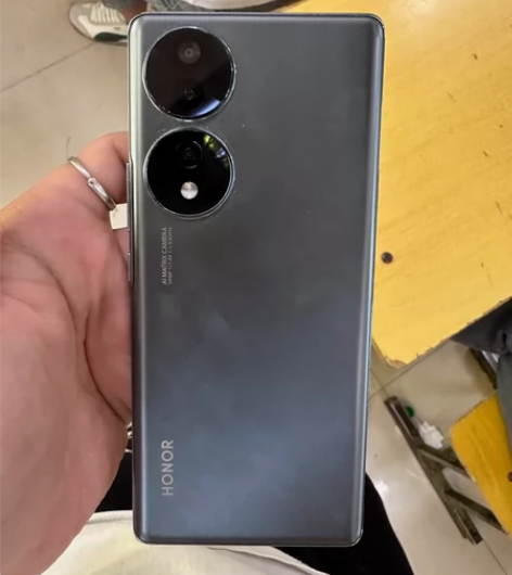 荣耀70全原无拆修 边框有磕碰 12+25...