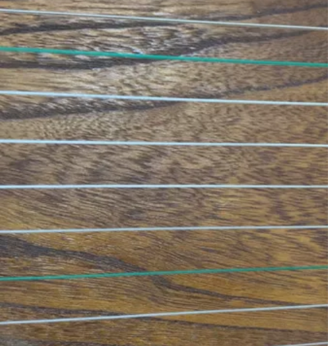 一米小古筝，恋音牌，差不多全新，标签不牢固...