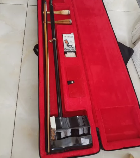 二胡，几乎全新，想给孩子用没用上，有用的上...