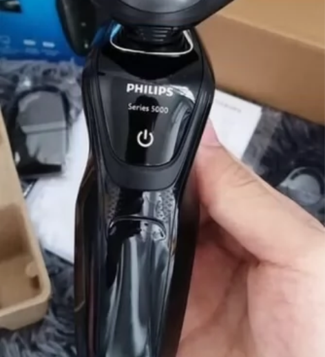 飞利浦S5000系列剃须刀,型号S5079...