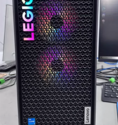 5-235  联想(Lenovo)拯救者刃...