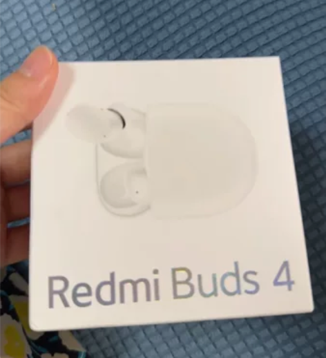 Redmi Buds 4 线下实体店购入。...
