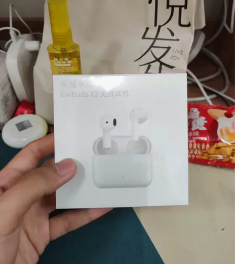 出全新未拆封无线蓝牙耳机 荣耀earbud...