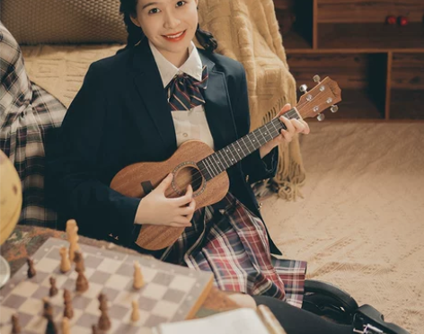 【狂欢价】akeshi23尤克里里初学入门...