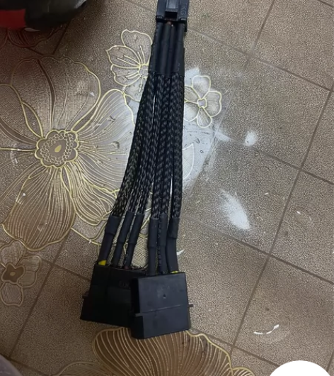 大4pin转6pin显卡电源转接线 D型4...