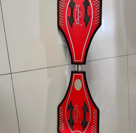 蛇形板 几乎没怎么玩过 放着吃土  仅限同...