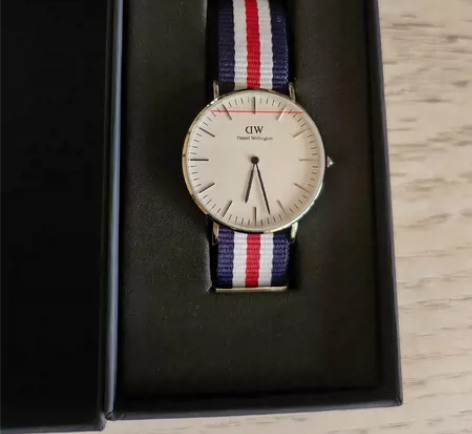 dw手表 CLASSIC系列男女表撞色织纹...