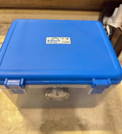 十年前入的尼康D7000，现闲置 配一个定...