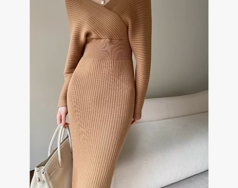 JWUNIQUE 驼色连衣裙女2023春季...