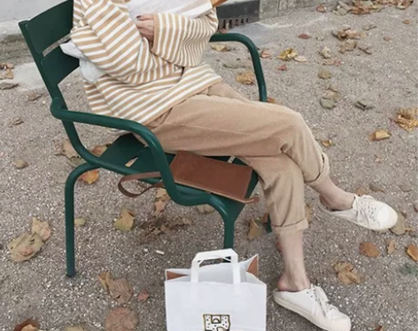 买了，洗衣机洗了。然后一直没穿！买小了。 ...