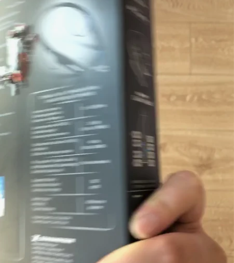 300包邮！！！原价一千多的全新未拆封SE...