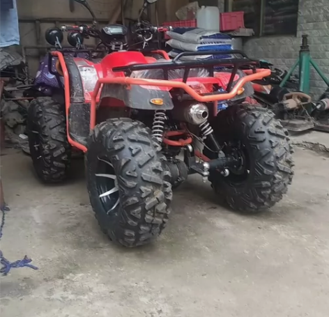 大公牛四驱传动轴250cc水冷发动机。沙滩...