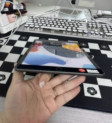 ipad8代，iPad 2020 wifi...