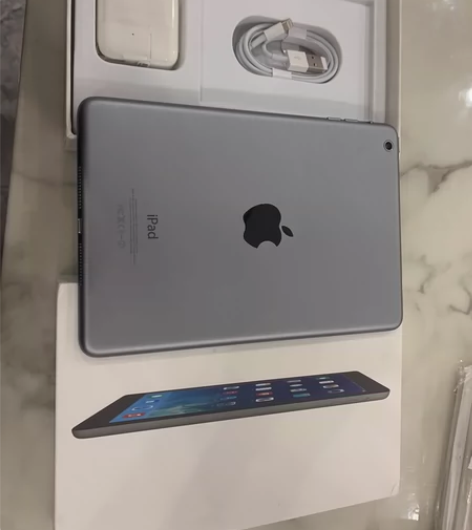 iPad mini164G 外观99新 功...