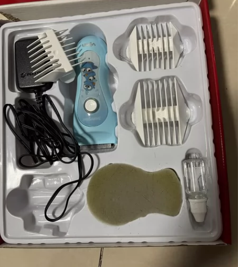 易简婴儿理发器，轻柔好用，七成新，孩子大了...
