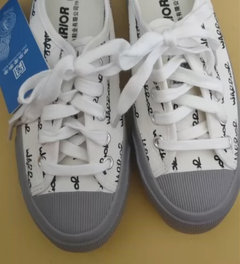 回力半拖帆布鞋34码不退不换喜欢就拍 感兴...