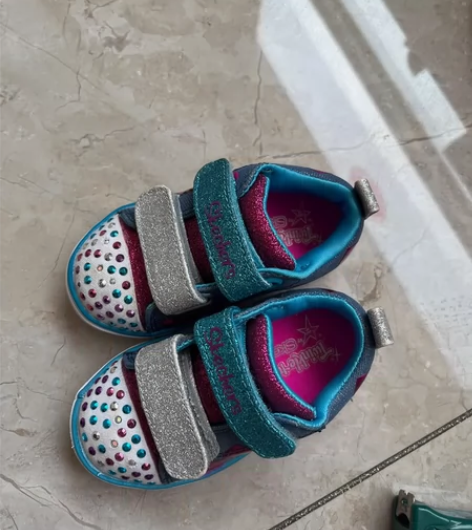 斯凯奇 女童 学步鞋 灯鞋 帆布鞋 5码,...